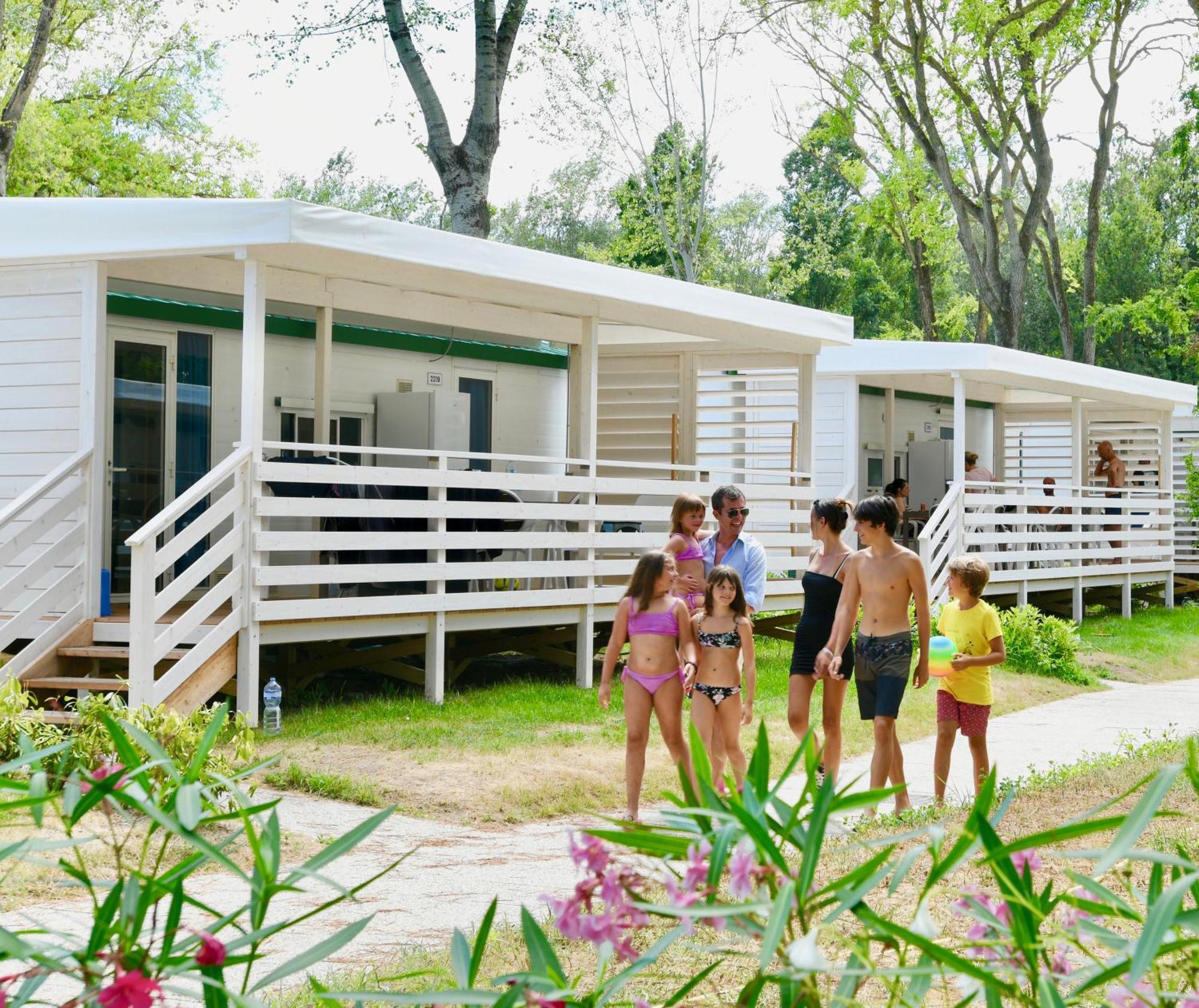 Isamar Holiday Village Ca Lino Zewnętrze zdjęcie Mobile homes at a campsite